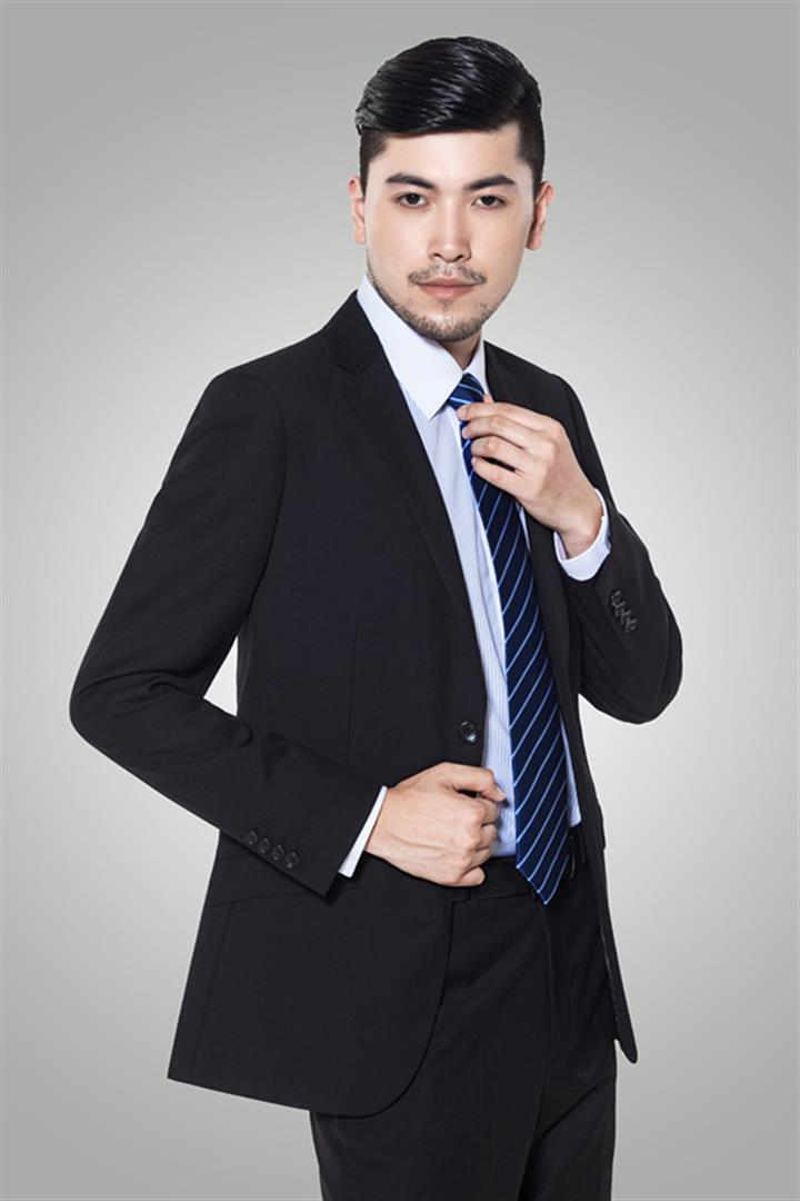 林光亮 视觉与舞美负责人